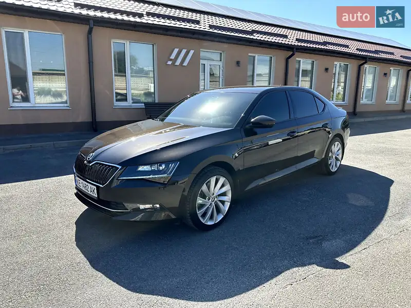 2019 skoda superb