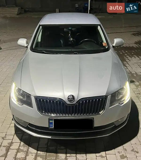 2015 skoda superb