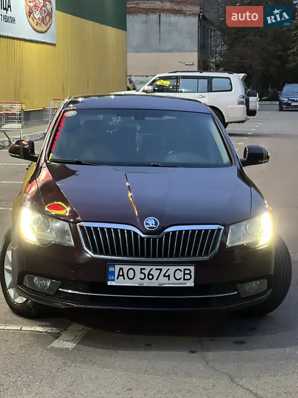 2013 skoda superb