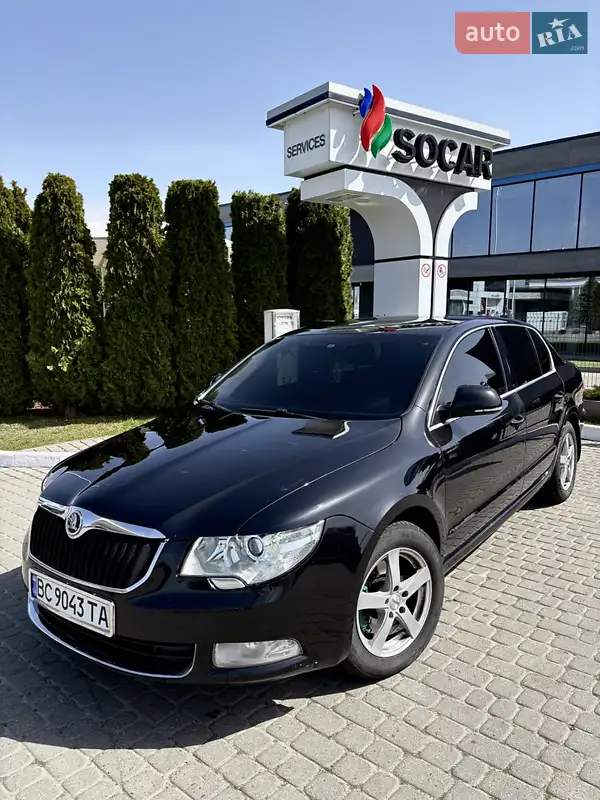 2010 skoda superb