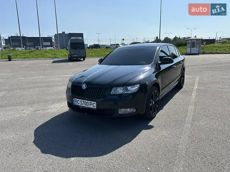 2012 skoda superb