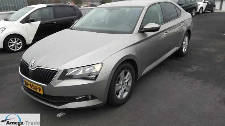 2015 skoda superb