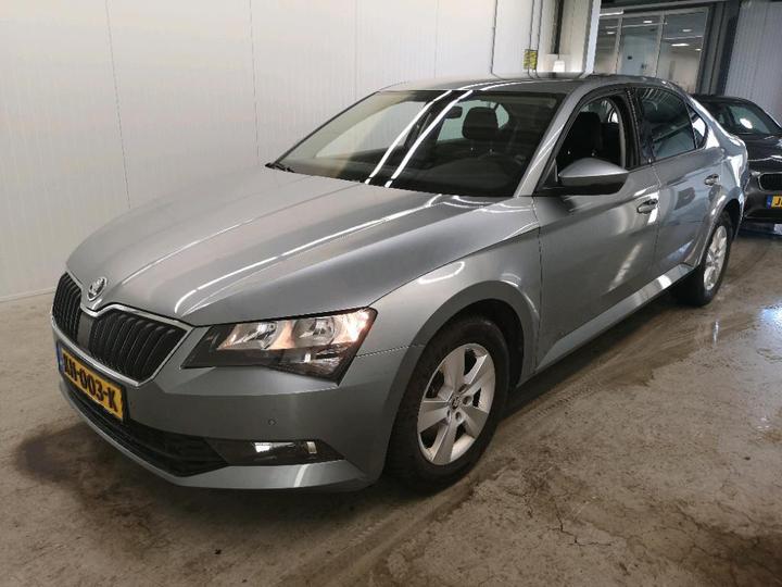 2016 skoda superb