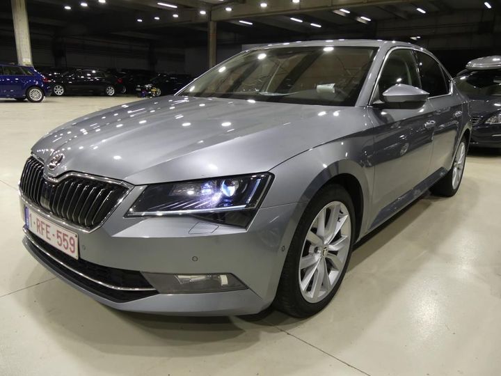 2016 skoda superb