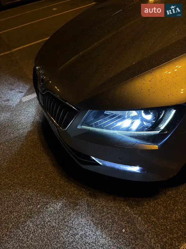 2015 skoda superb