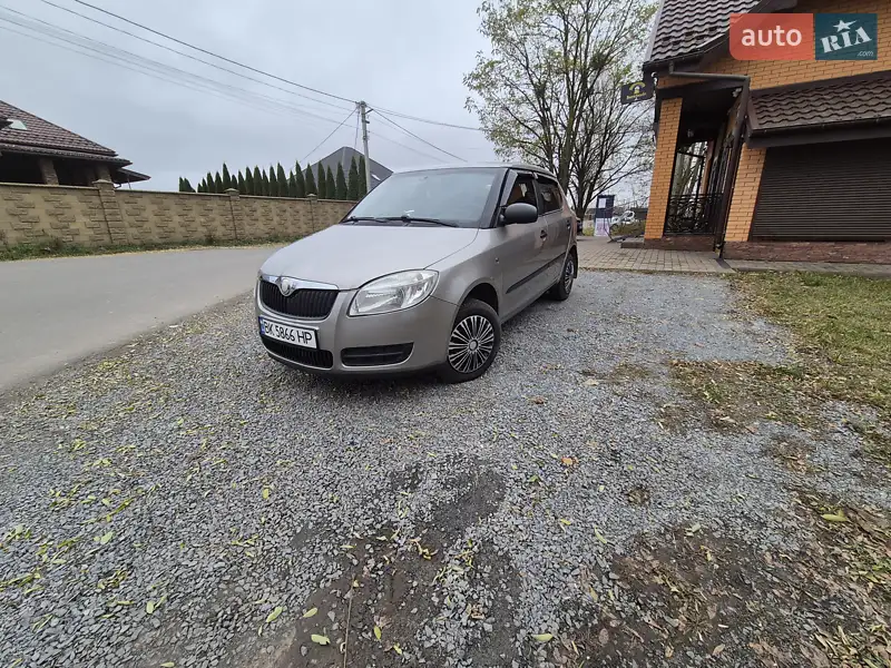 2008 skoda fabia