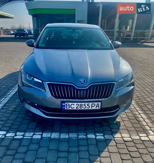 2015 skoda superb