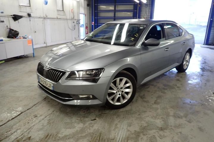 2016 skoda superb