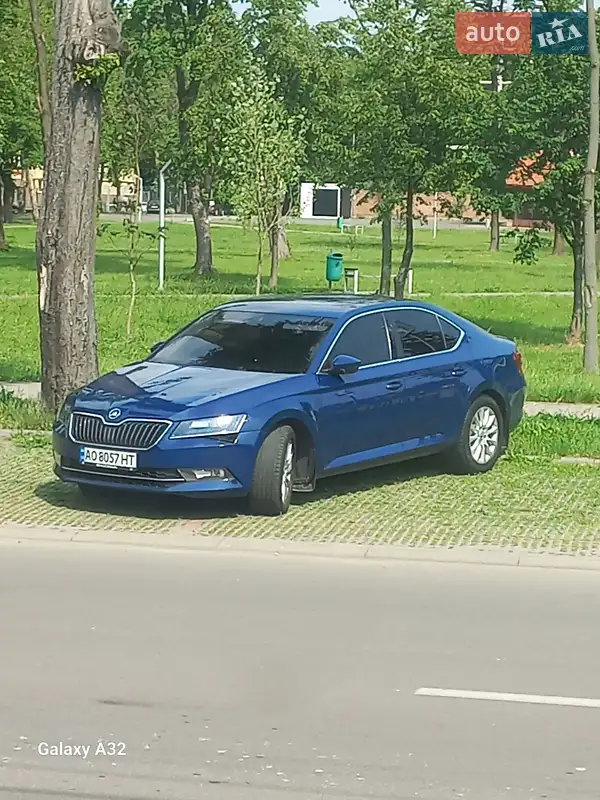 2015 skoda superb