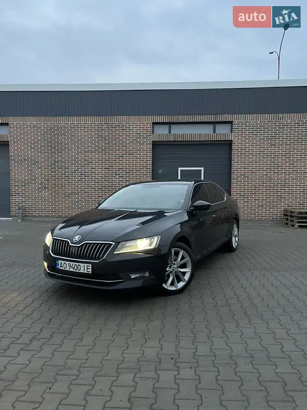 2015 skoda superb