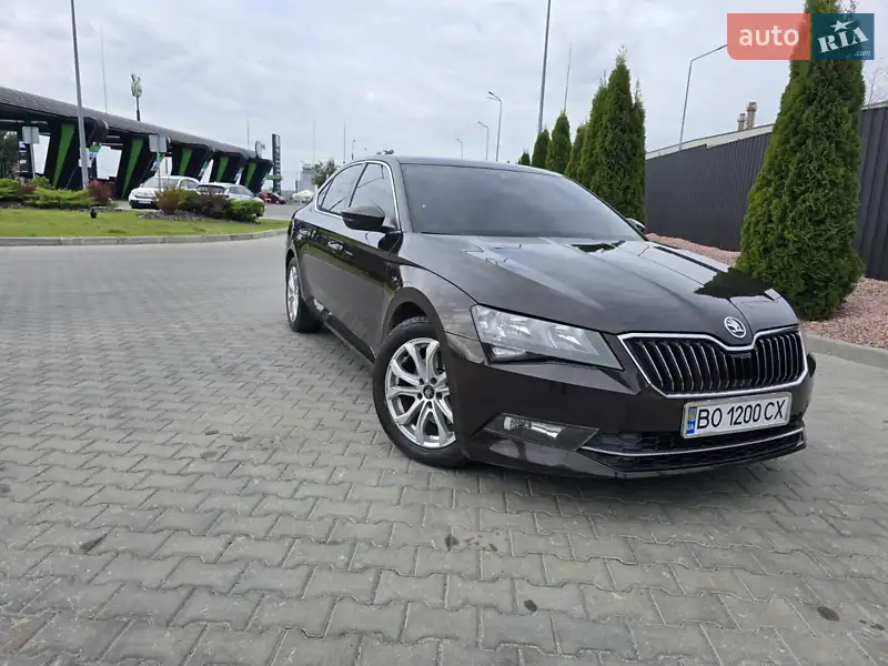 2016 skoda superb