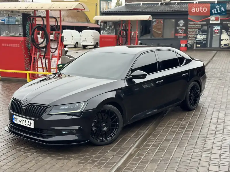2016 skoda superb