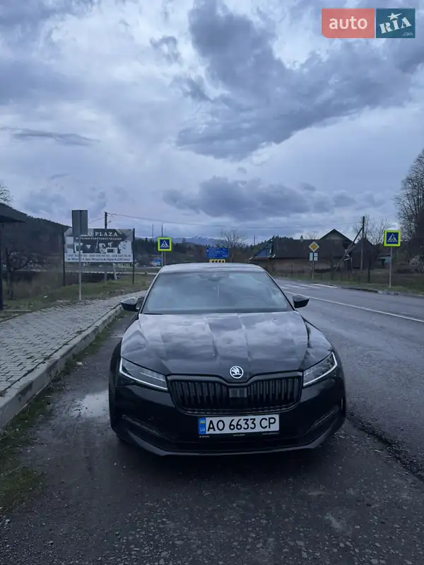 2020 skoda superb