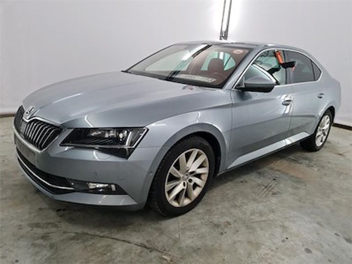 2016 skoda superb