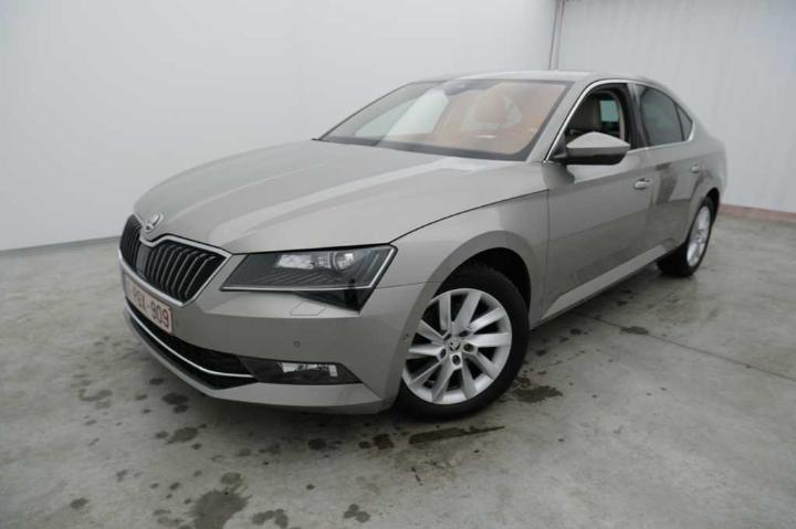 2016 skoda superb