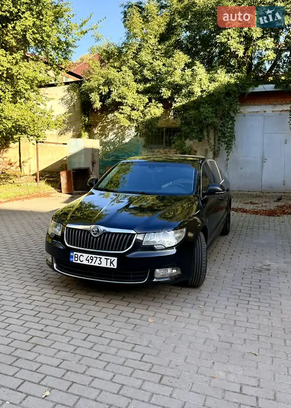 2012 skoda superb