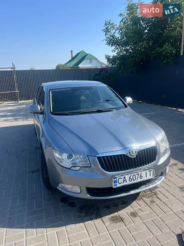 2012 skoda superb