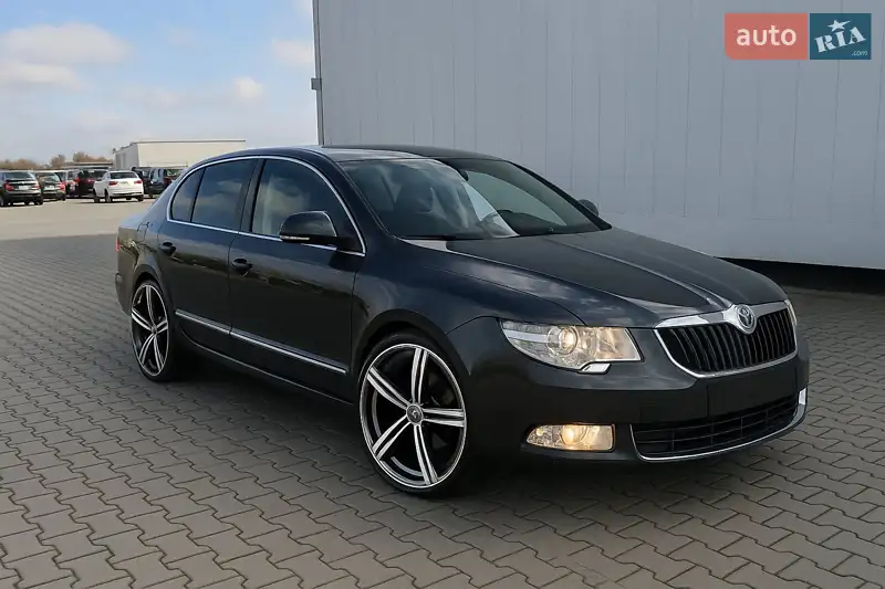 2011 skoda superb