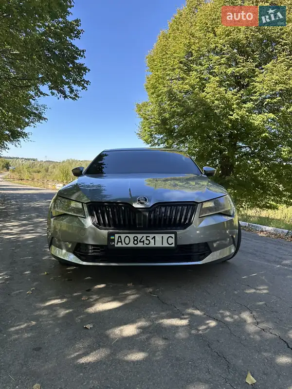 2017 skoda superb