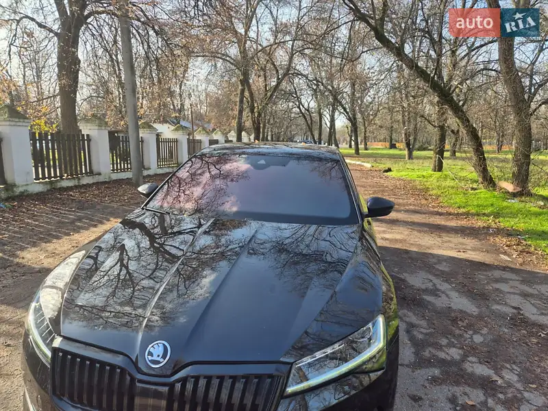 2019 skoda superb