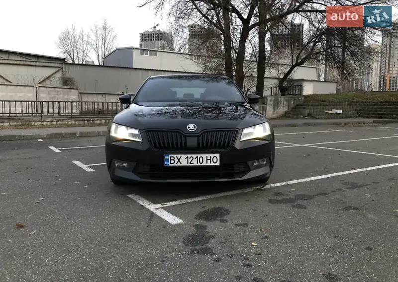 2019 skoda superb
