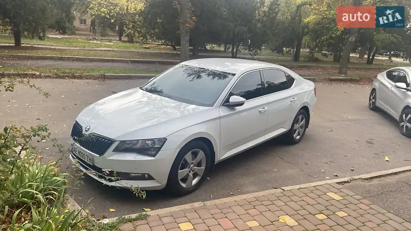 2016 skoda superb
