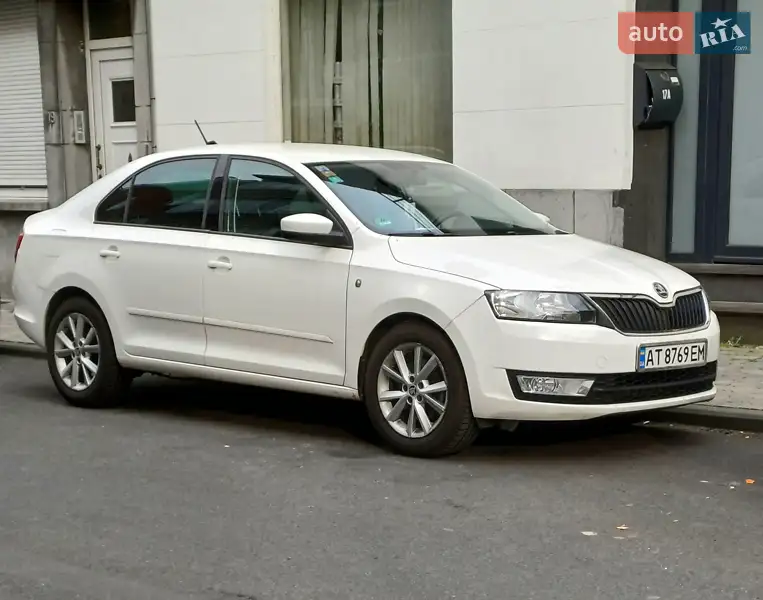 2013 skoda rapid