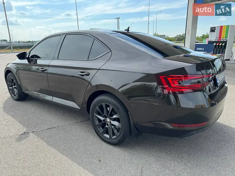 2017 skoda superb
