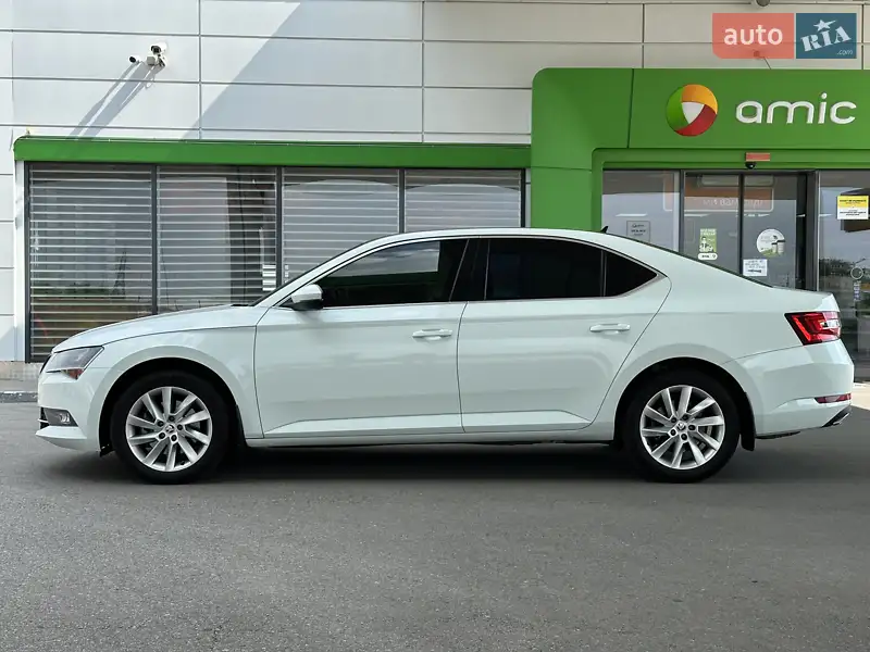 2017 skoda superb
