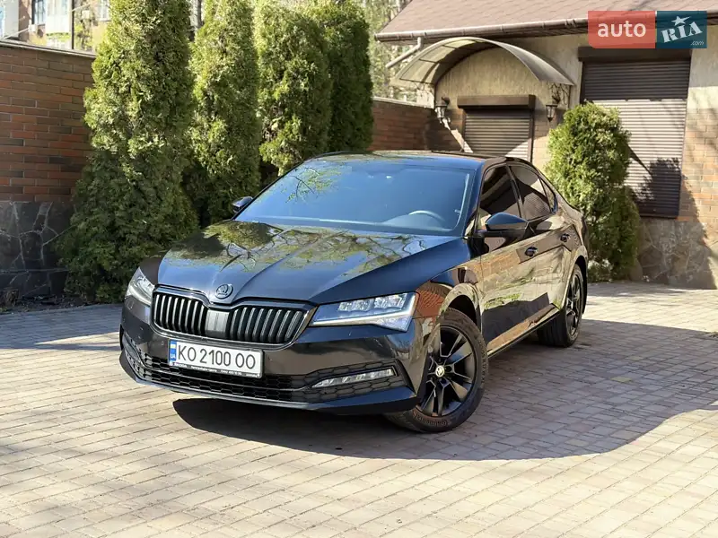 2022 skoda superb