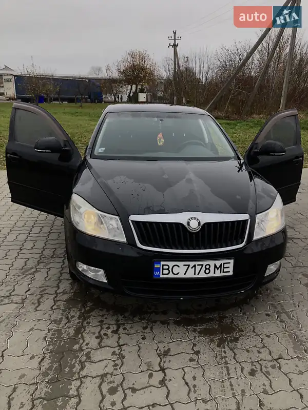 2010 skoda octavia
