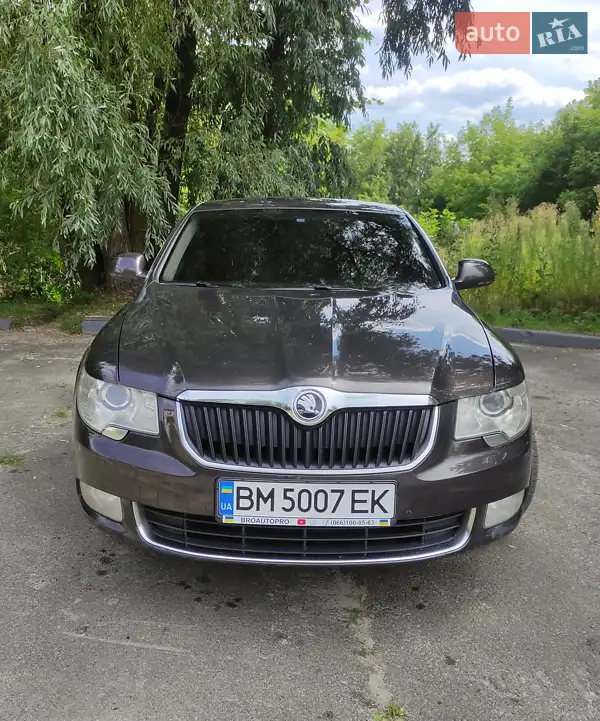 2011 skoda superb