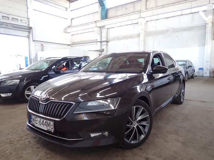 2016 skoda superb