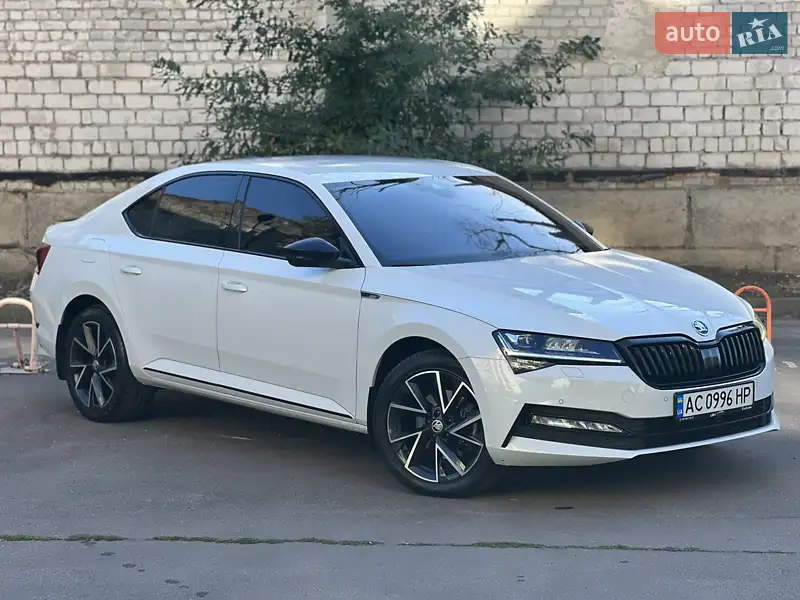 2022 skoda superb