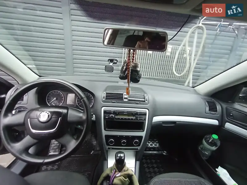 2010 skoda octavia