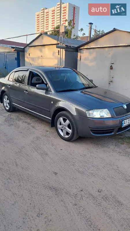 2005 skoda superb