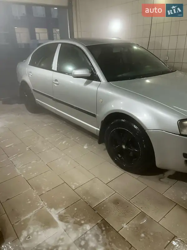 2005 skoda superb