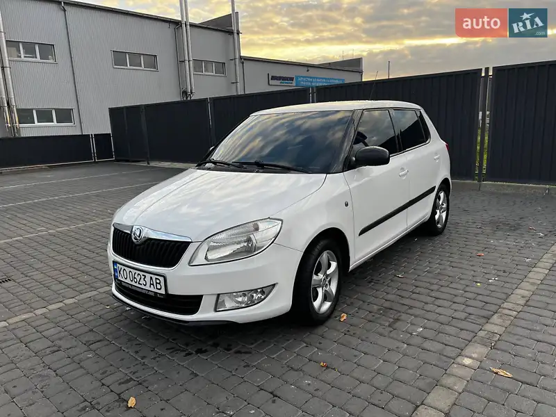 2012 skoda fabia