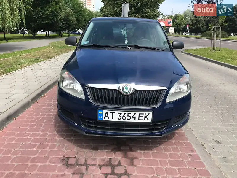 2011 skoda fabia