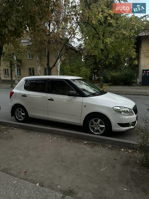 2012 skoda fabia