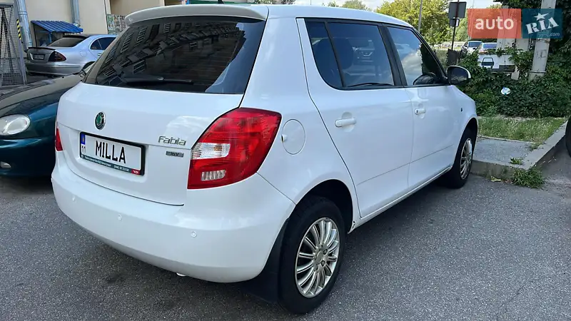 2012 skoda fabia