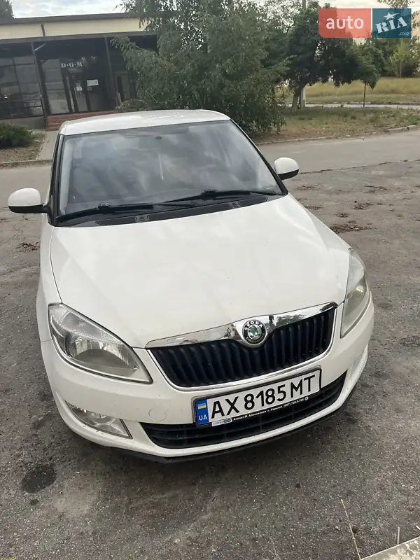 2012 skoda fabia