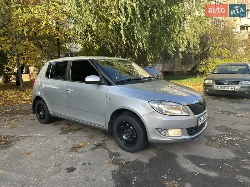 2011 skoda fabia