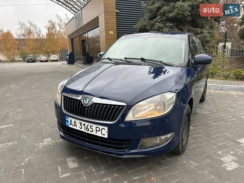 2012 skoda fabia