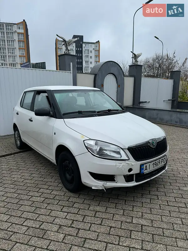 2012 skoda fabia