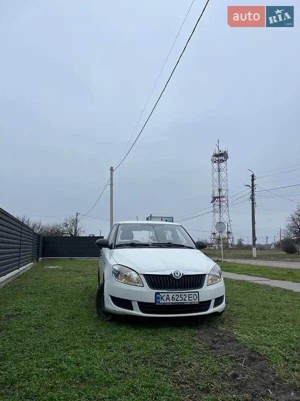 2012 skoda fabia