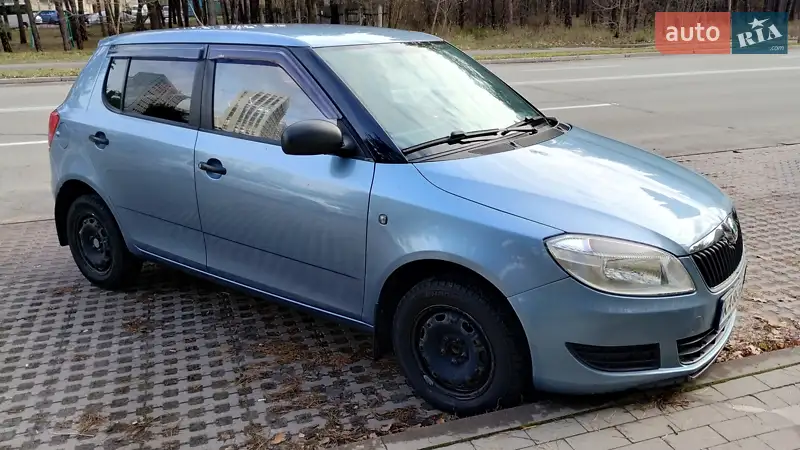2012 skoda fabia