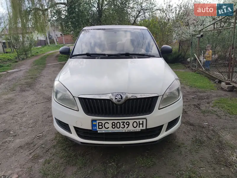 2013 skoda fabia