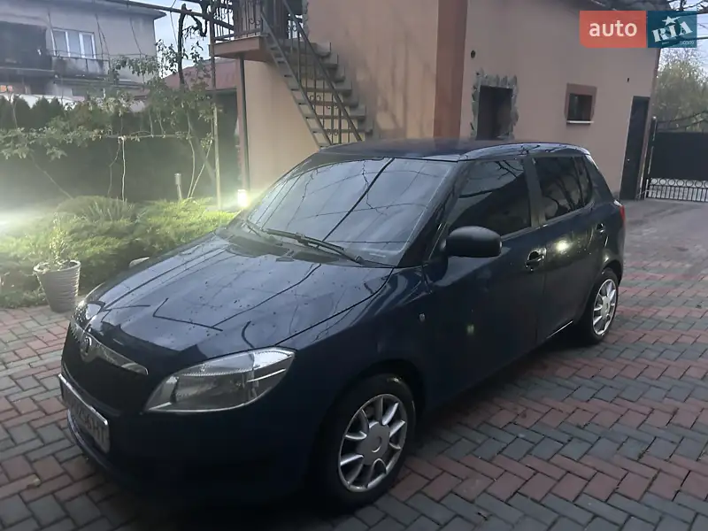 2013 skoda fabia