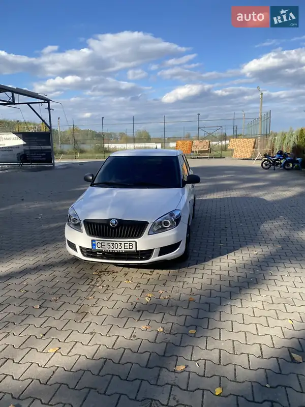 2012 skoda fabia